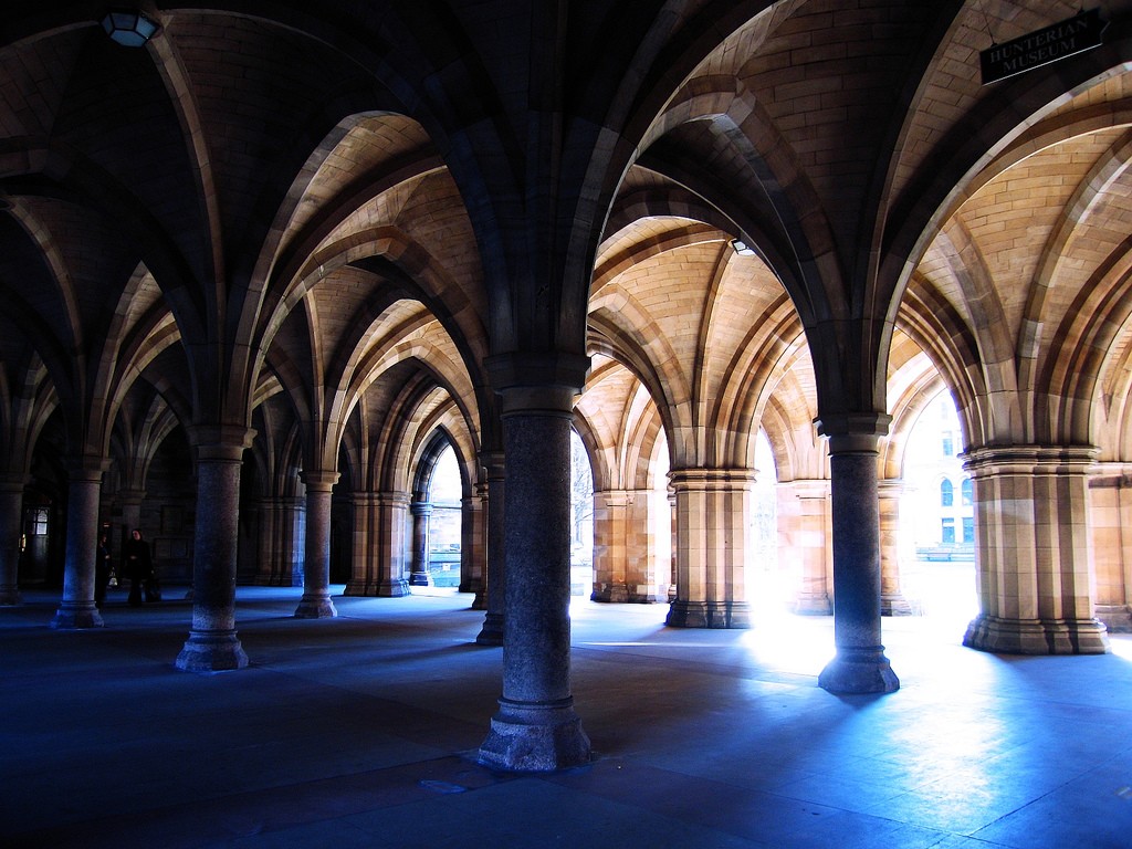 Glasgow University Cloisters by Chor Ip @flickr